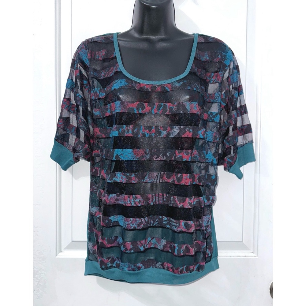 Daytrip blue striped top size small
